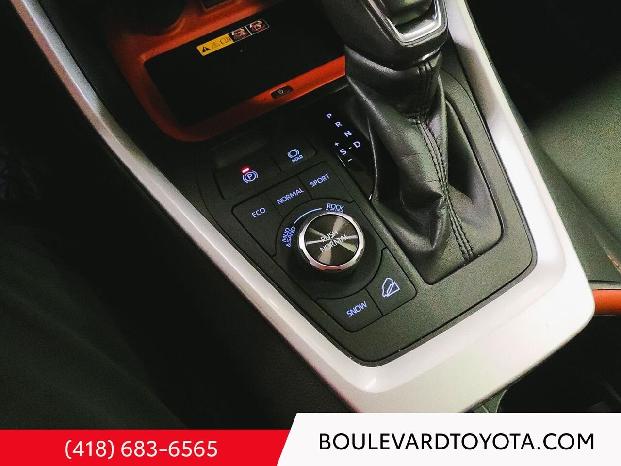 Toyota RAV4 97734B-130 | ADVENTURE 2024 Noir minuit métallisé Québec - photo #17