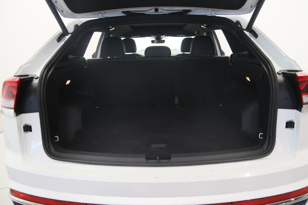 Volkswagen Atlas Cross Sport NIV 1V2FC2CA8NC204308 2022 Blanc Chicoutimi - photo #18