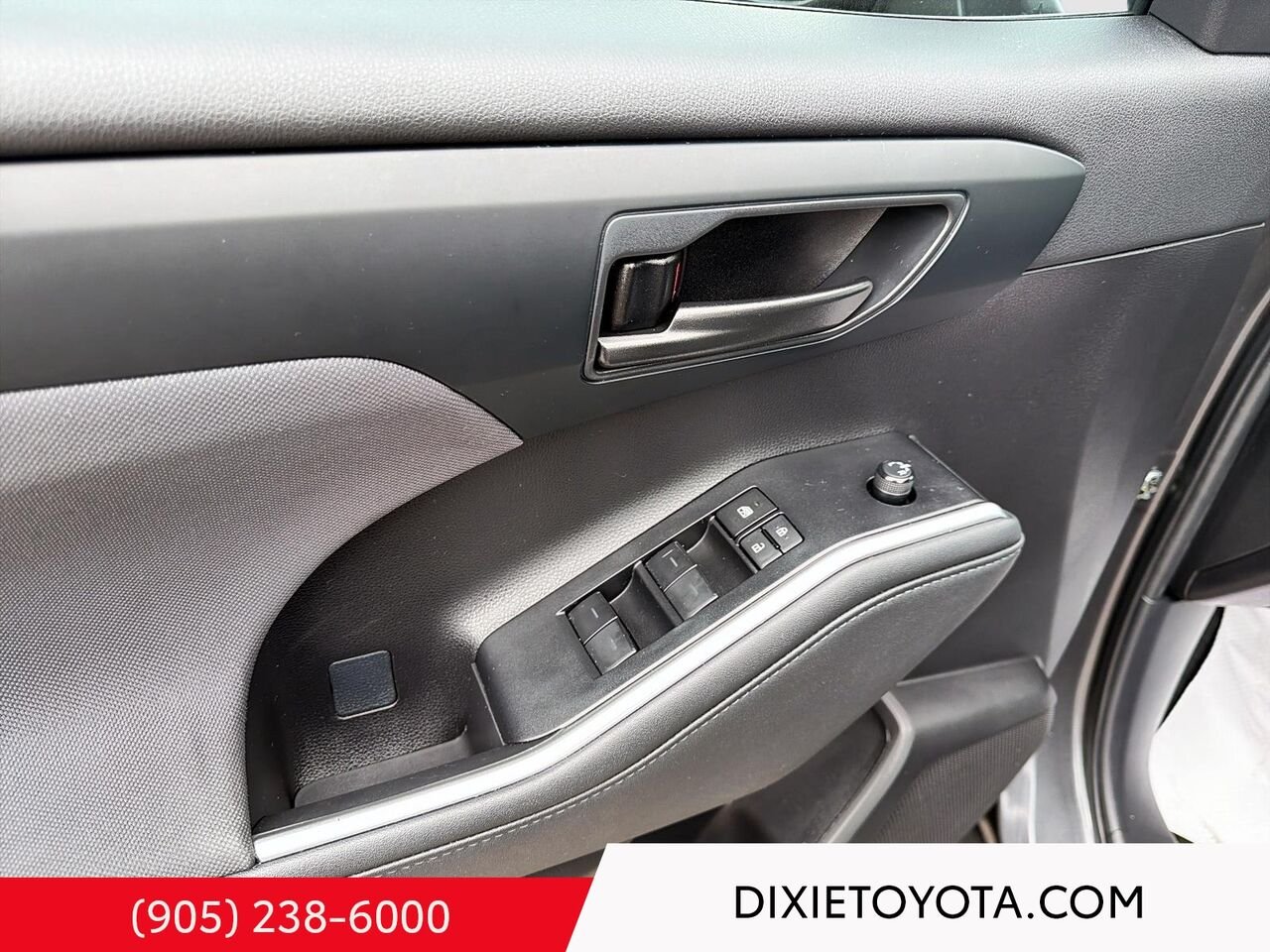 2023 Toyota Highlander LE AWD / CLEAN CARFAX / HEATED SEATS / TOYOTA SAFETY SENSE / CARPLAY AND ANDROID AUTO Magnetic Grey Metallic Mississauga - photo #7