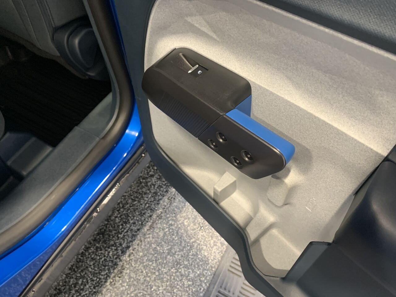 Ford Maverick MAVERICK XLT CREW CAB SHORT BOX 2025 Bleu Châteauguay - photo #14