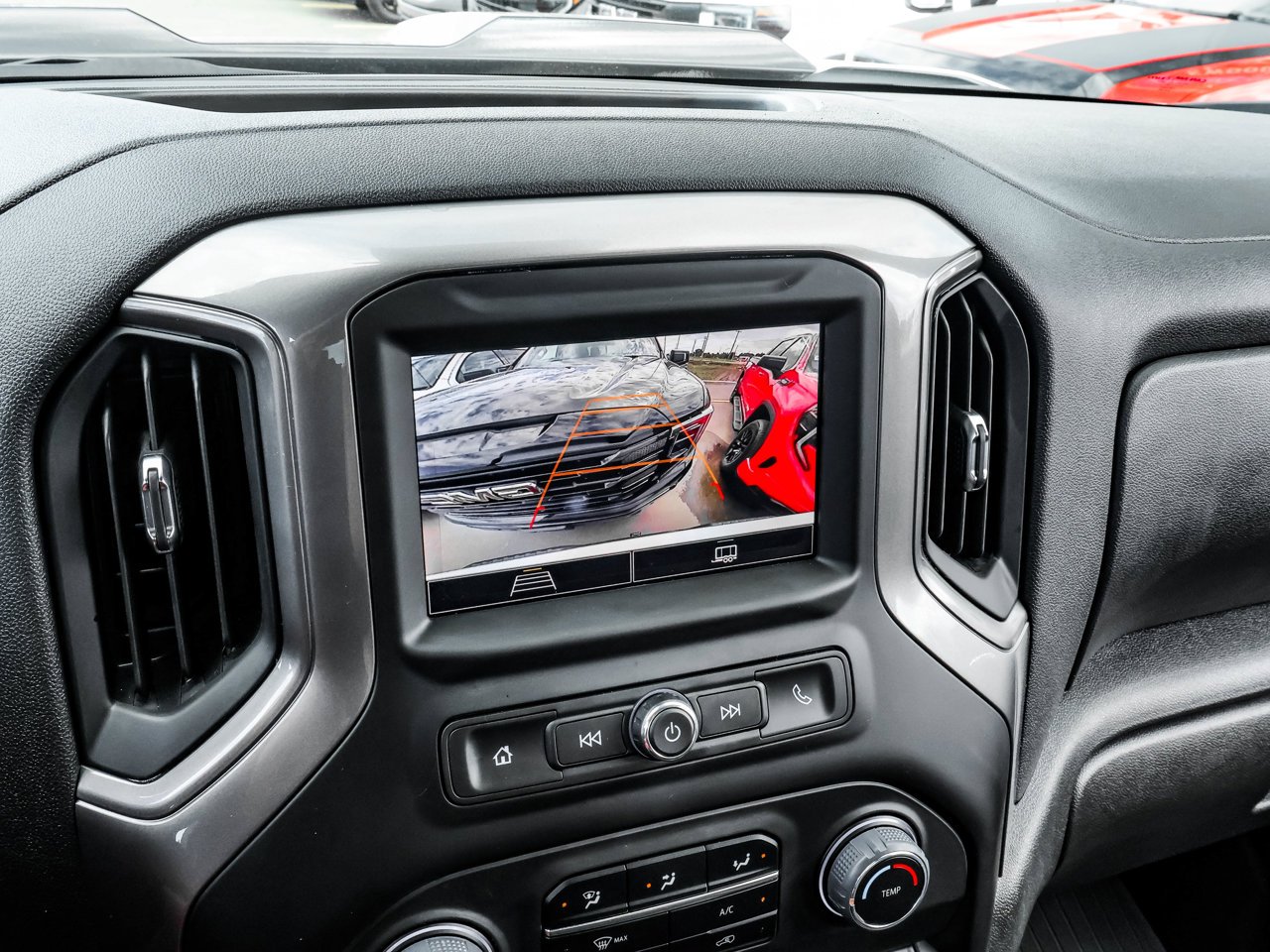 2025 Chevrolet Silverado 1500 4WD Crew Cab 147 Custom Trail Boss White Sherwood Park - photo #28