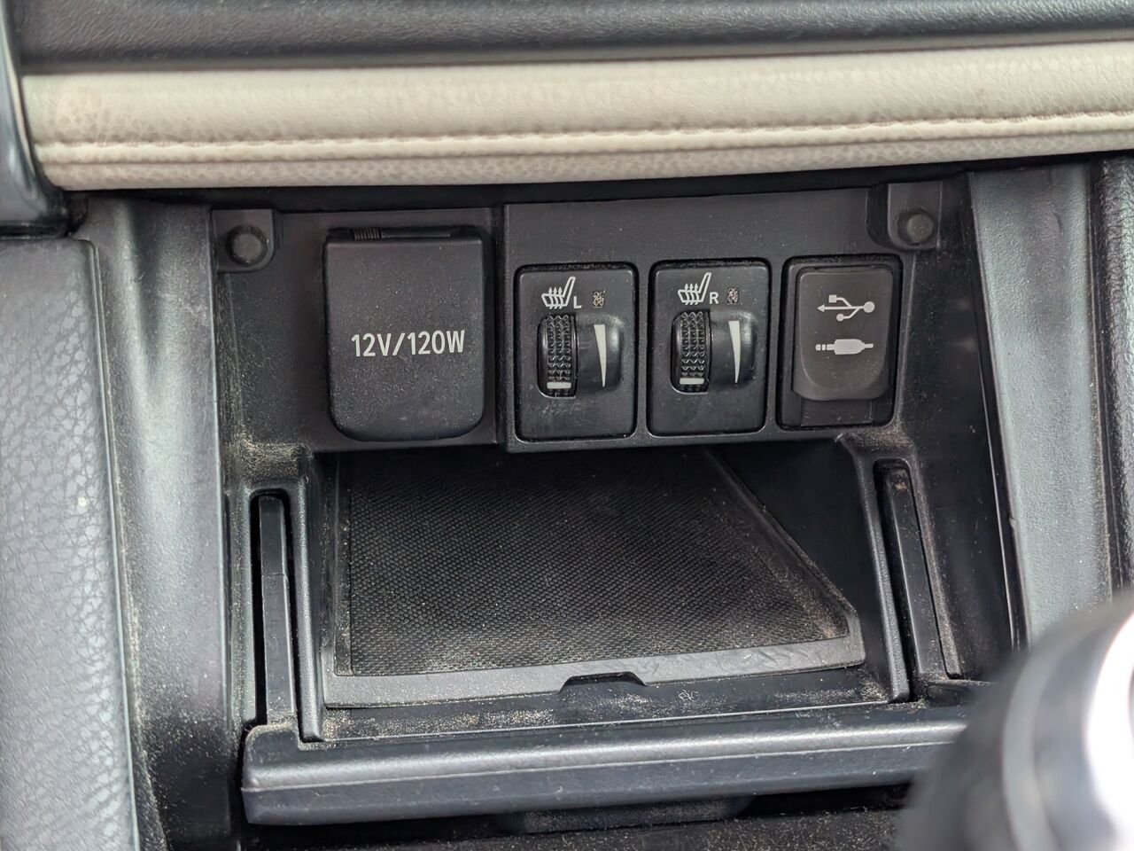 Toyota Corolla iM BASE/SIÈGES CHAUFFANTS/CAMÉRA DE RECUL/BLUETOOTH/AC 2018 Blanc Sherbrooke - photo #13