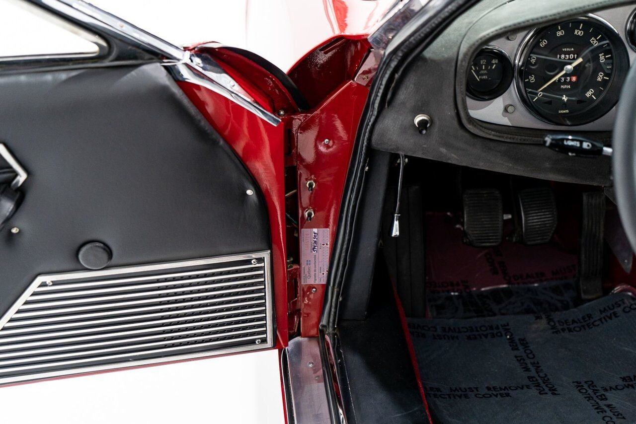 1973 Ferrari 365 GTB4 Daytona 18,301 miles With Orig Books/Tools/ Carbs / Filter Box Red Montreal - photo #61