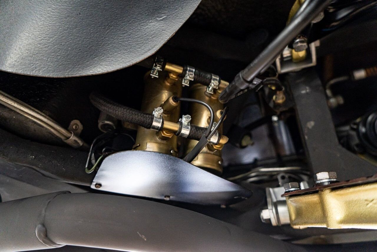 1973 Ferrari 365 GTB4 Daytona 18,301 miles With Orig Books/Tools/ Carbs / Filter Box Red Montreal - photo #126