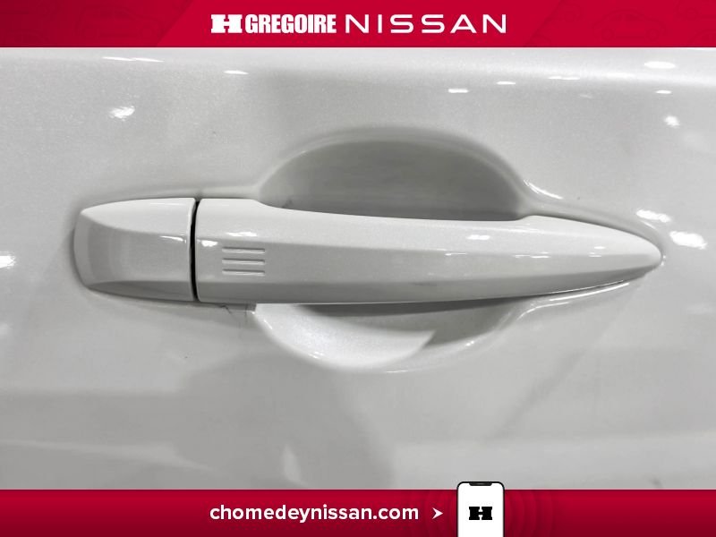 2024 Nissan Pathfinder White Laval - photo #12