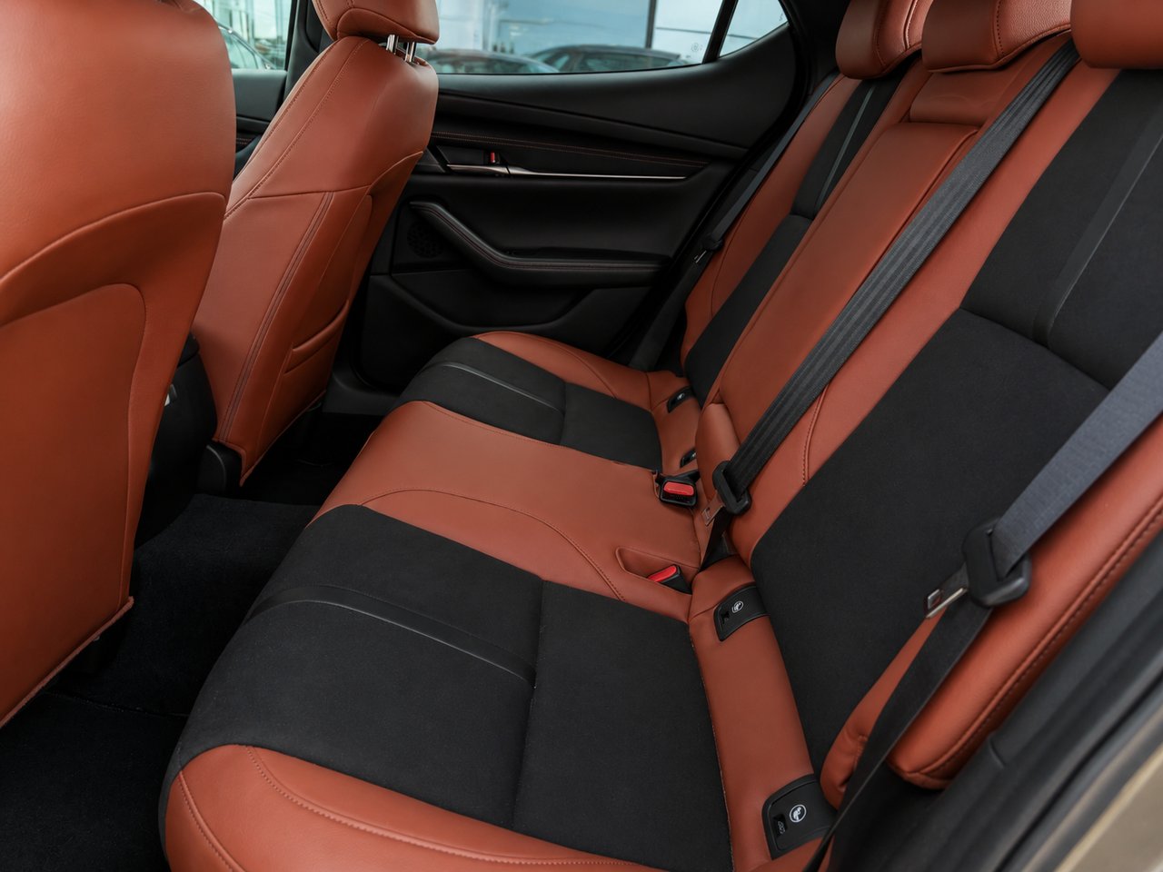 Mazda Mazda3 Sport Suna 2025 Beige Châteauguay - photo #8