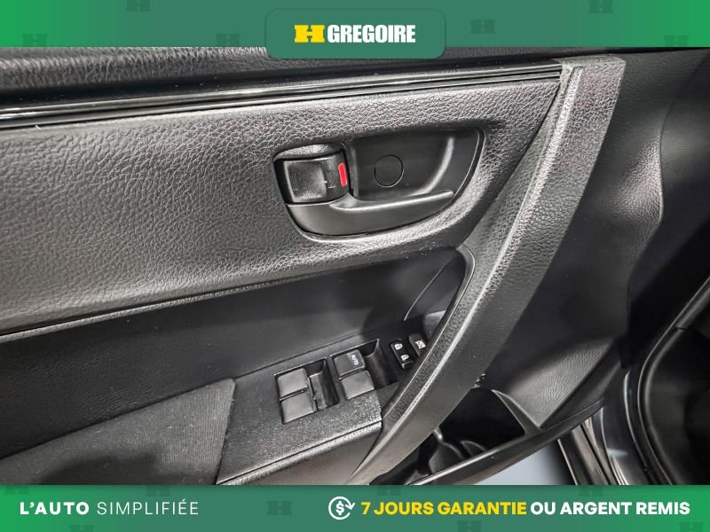 Toyota Corolla 822839 | LE * Bluetooth * Caméra * Bancs Chauffants * 2019 Gris Laval - photo #15