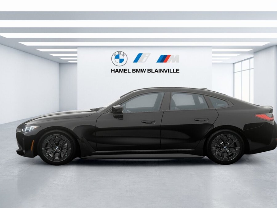BMW i4 2026 2026 Noir saphir métallisé