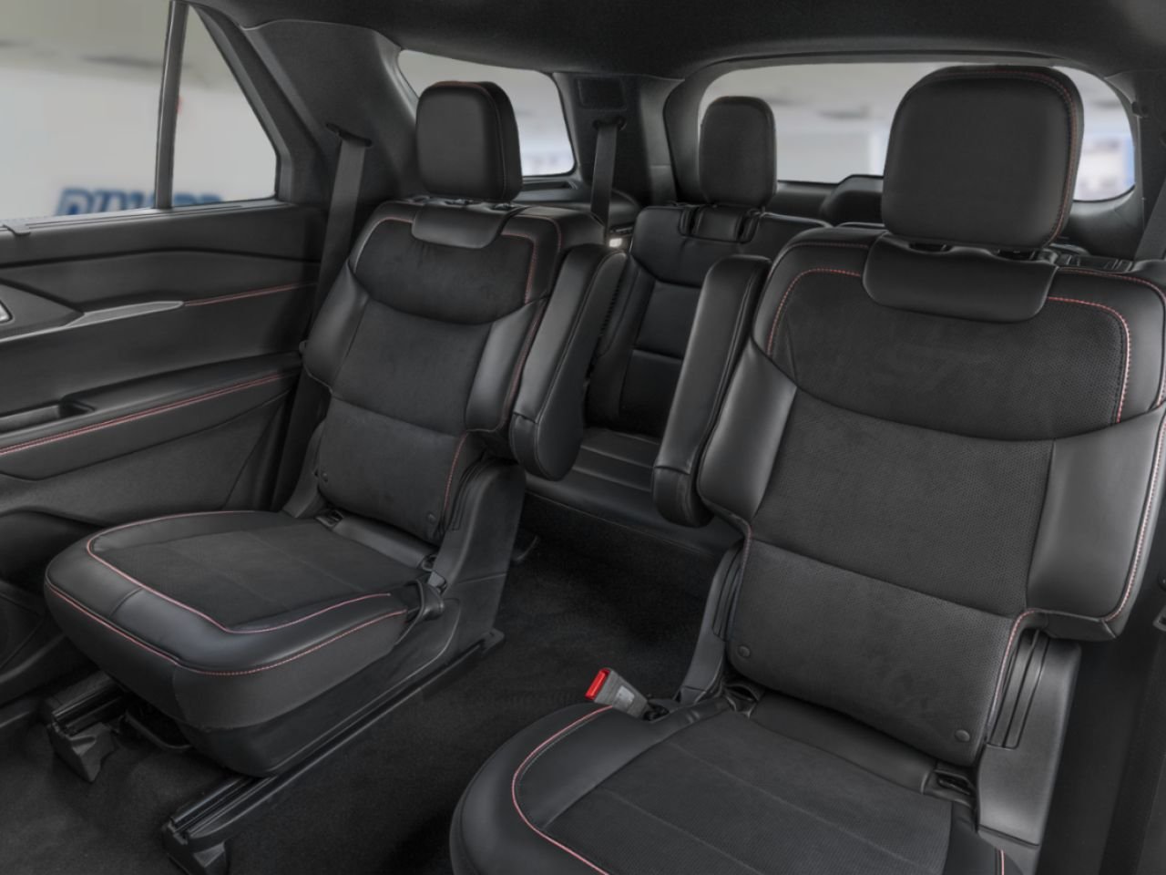 2026 Ford Explorer Agate Black Metallic Sainte-Julienne - photo #9