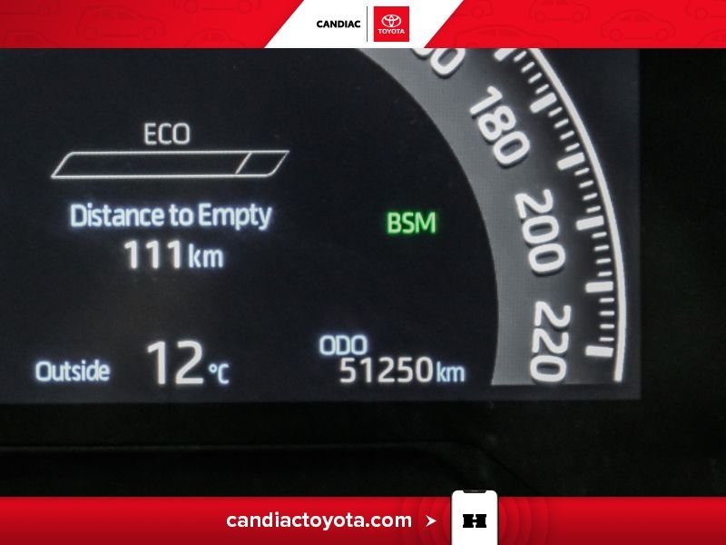 2024 Toyota Rav 4 White Saint-Eustache - photo #20