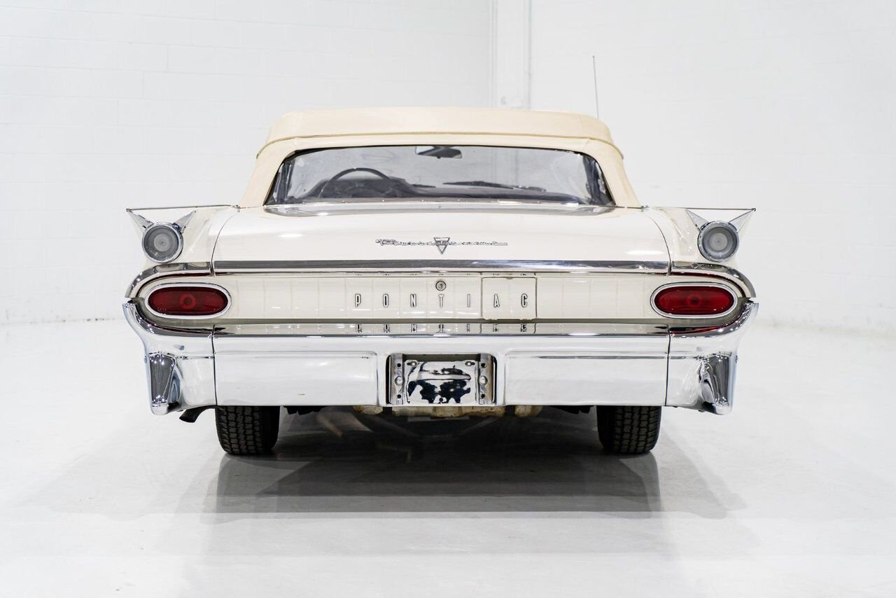 Pontiac PARISIENNE **PRIX EN USD** Fully restored with 261cu.in. and GM built sheet 1959 Blanc Montréal - photo #53