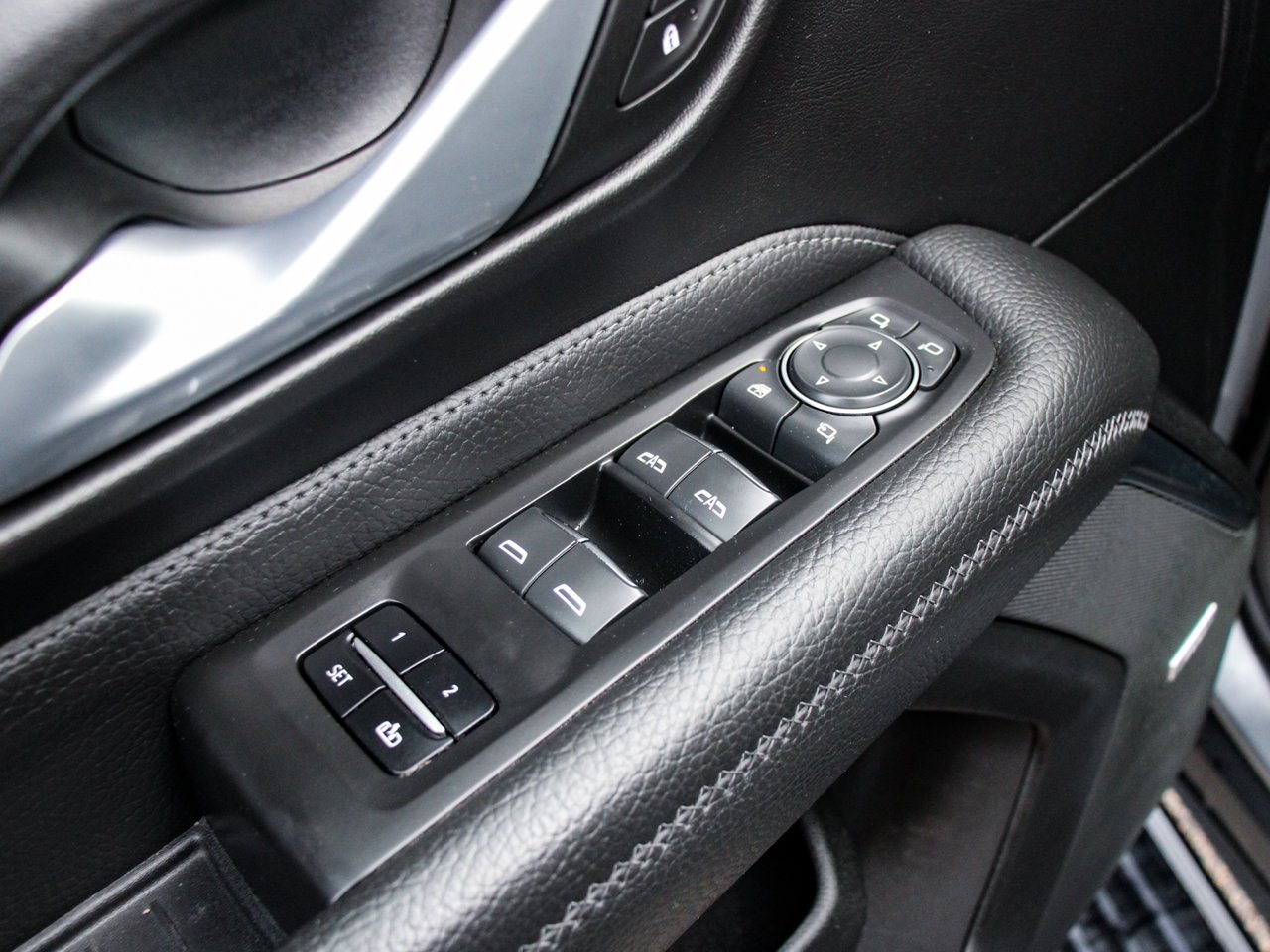2022 GMC Yukon XL 4WD 4dr Denali Grey Sherwood Park - photo #15
