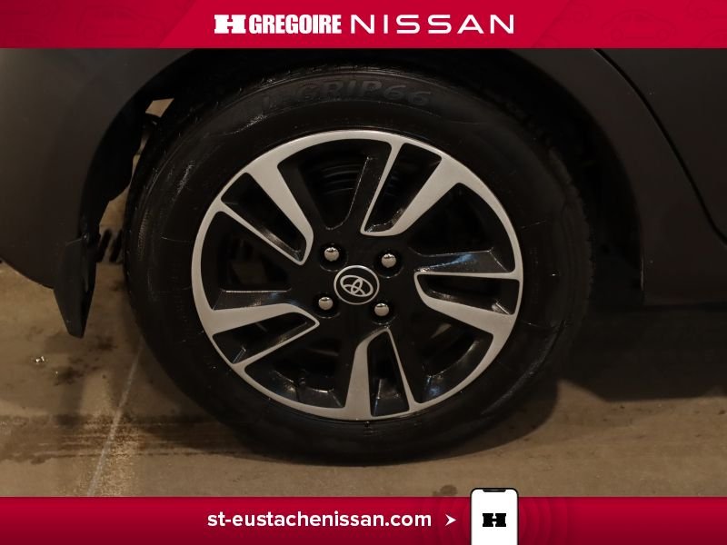 Toyota Yaris 2018 Gris Saint-Eustache - photo #22