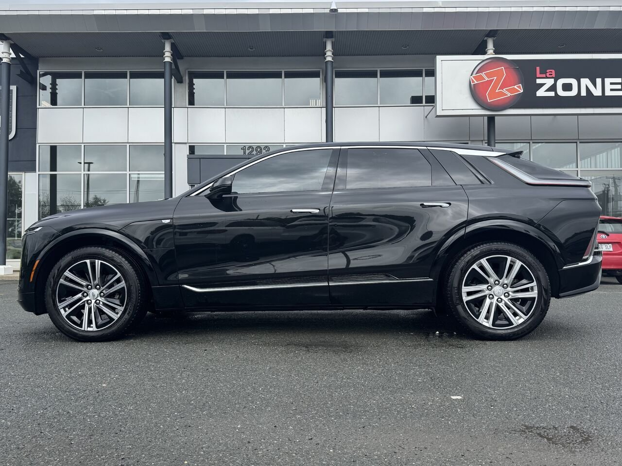 Cadillac LYRIQ 2024 Noir Granby - photo #2