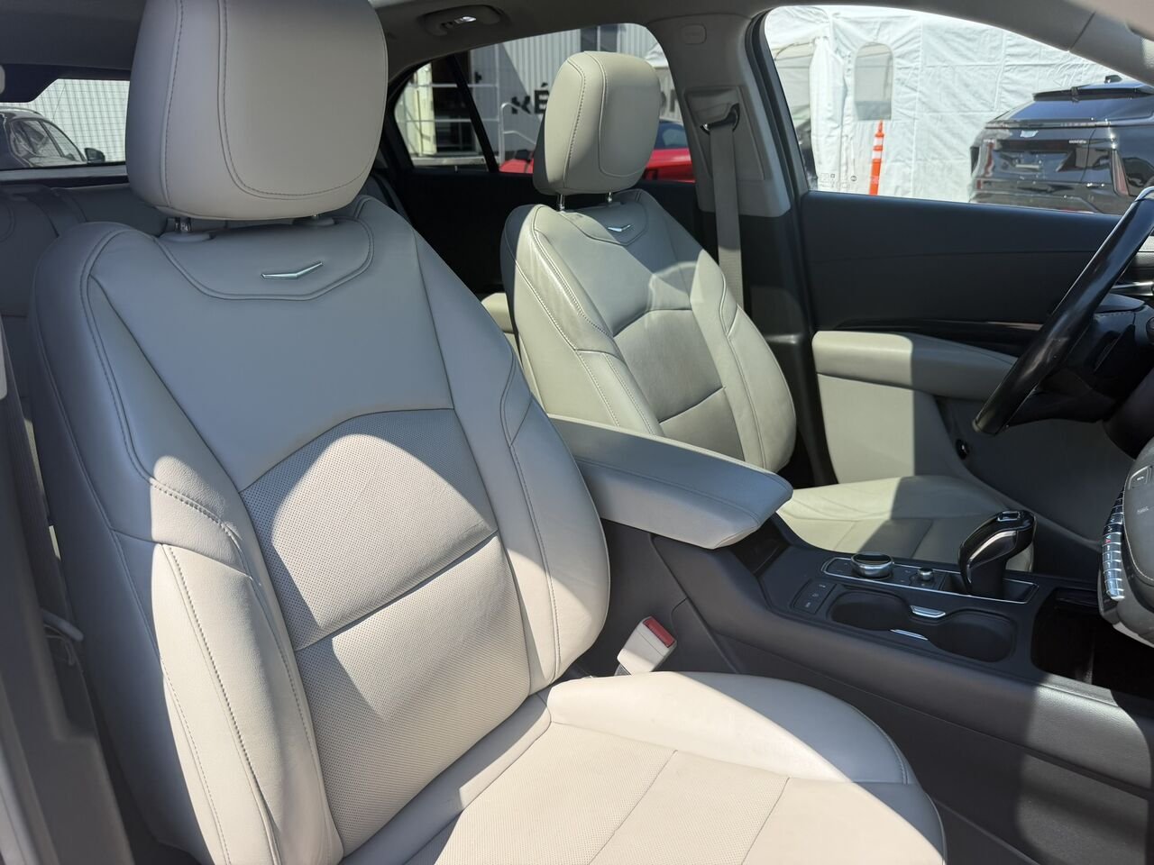 Cadillac XT4 PREMIUM LUXURY AWD 2019 Noir Laval - photo #20