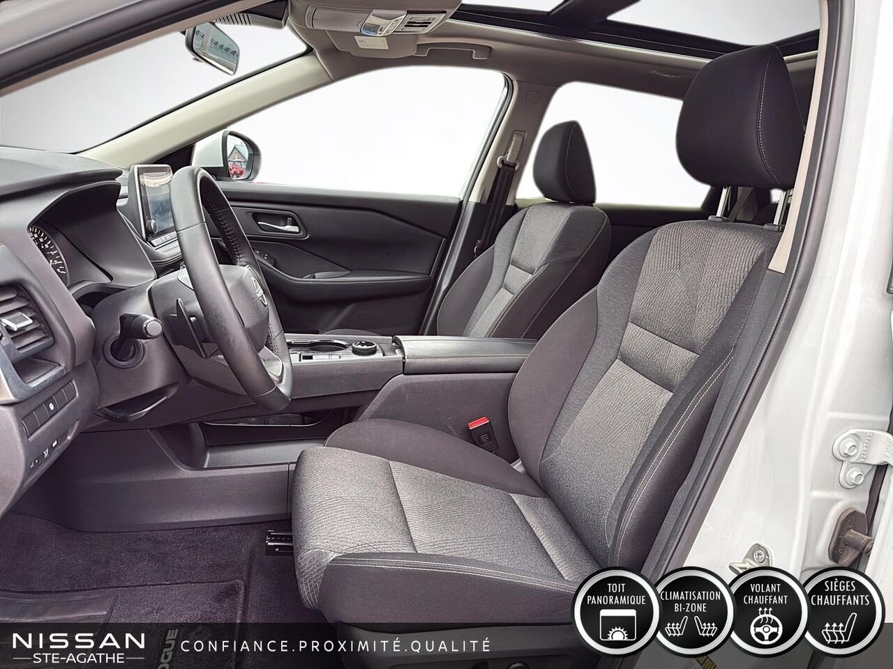 Nissan Rogue SV | 53 412 KM | TOIT PANORAMIQUE | AWD | CARPLAY 2025 Blanc Saint-Jérôme - photo #7