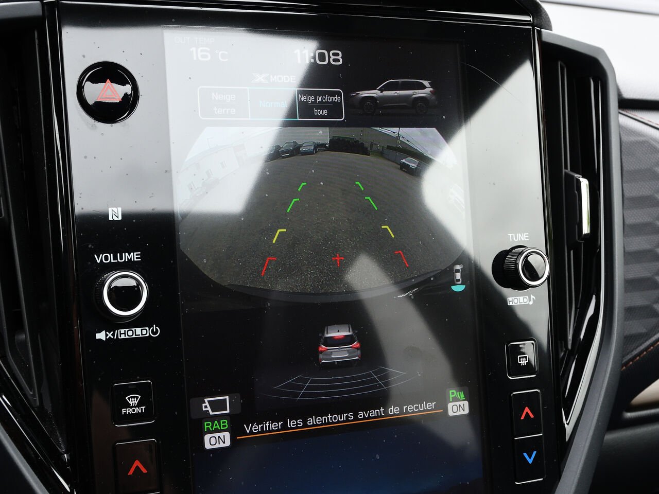 2025 Subaru Forester Premier e_BOXER hybride Black Saint-Hyacinthe - photo #23