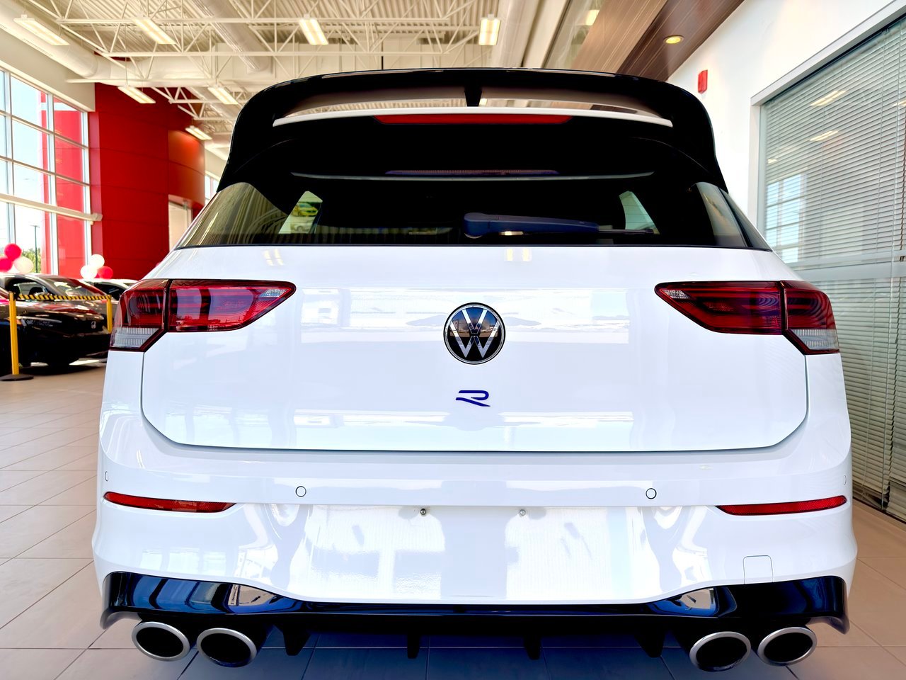 2023 Volkswagen Golf R White Notre-Dame-des-Prairies - photo #14