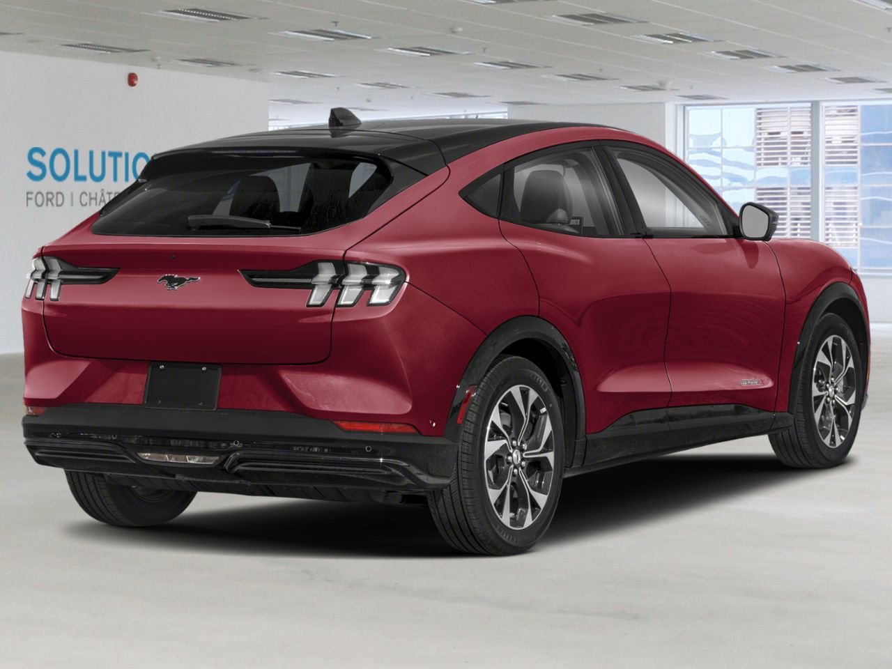 2025 Ford Mustang Mach-E Molten Magenta Metallic Tinted Clearcoat Châteauguay - photo #1