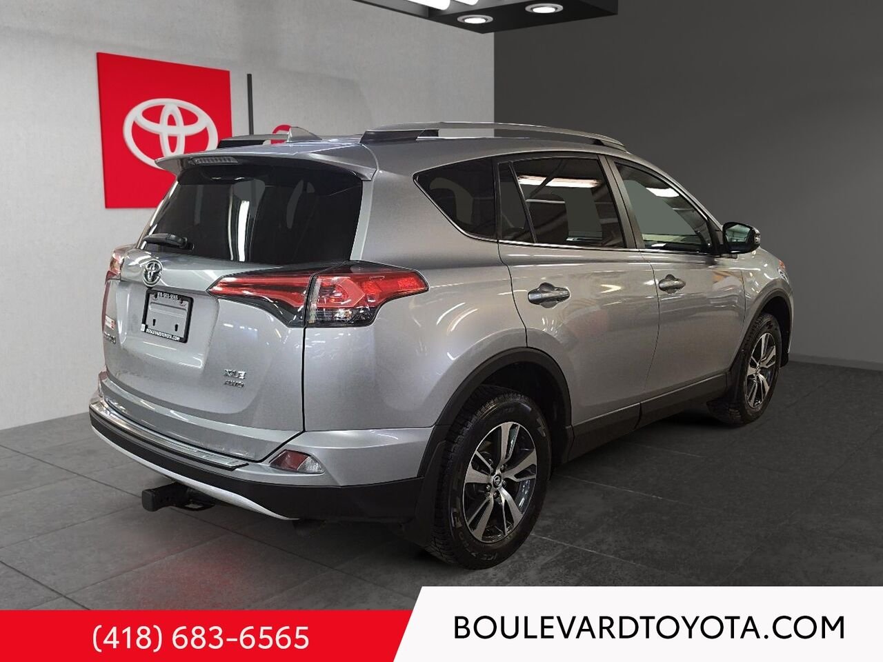 Toyota RAV4 100287A-010 | XLE, AWD 2016 Argent Québec - photo #3