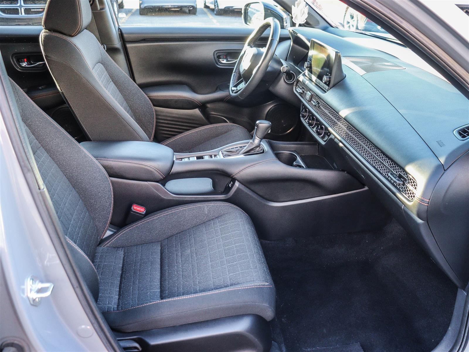 Honda HR-V Sport 2023 Grey Ottawa & Gatineau - photo #14