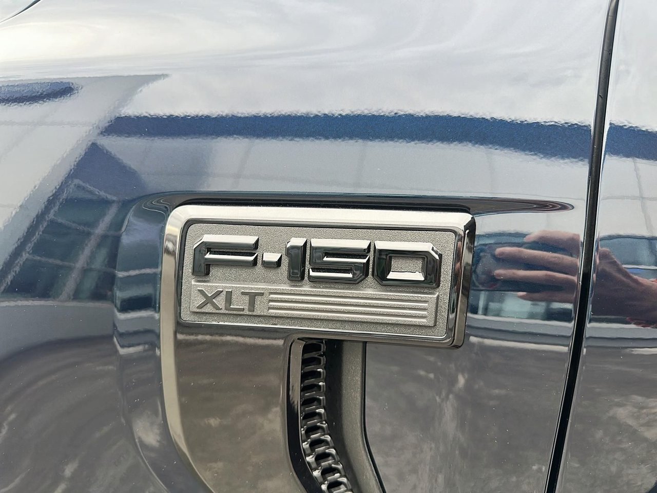 2025 Ford F-150 Blue Rouyn-Noranda - photo #5