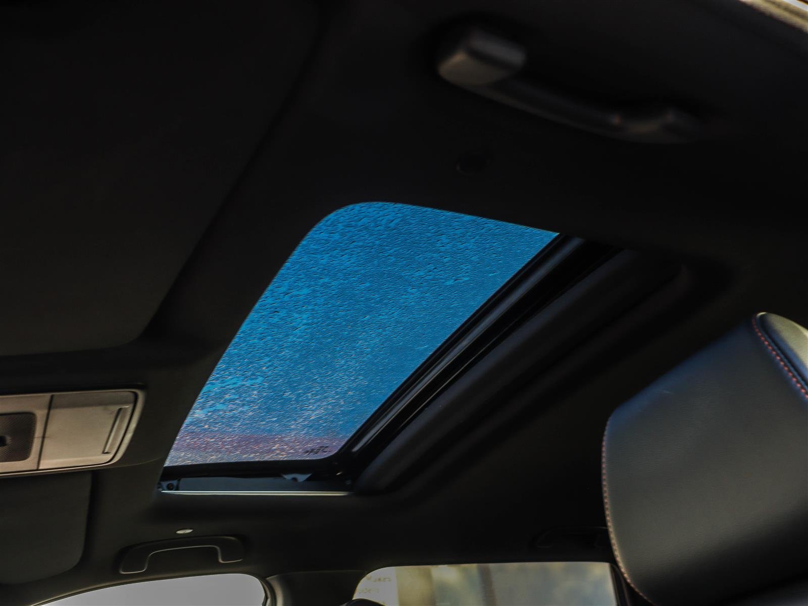 Honda CR-V hybride Touring 2025 Blue Ottawa & Gatineau - photo #6