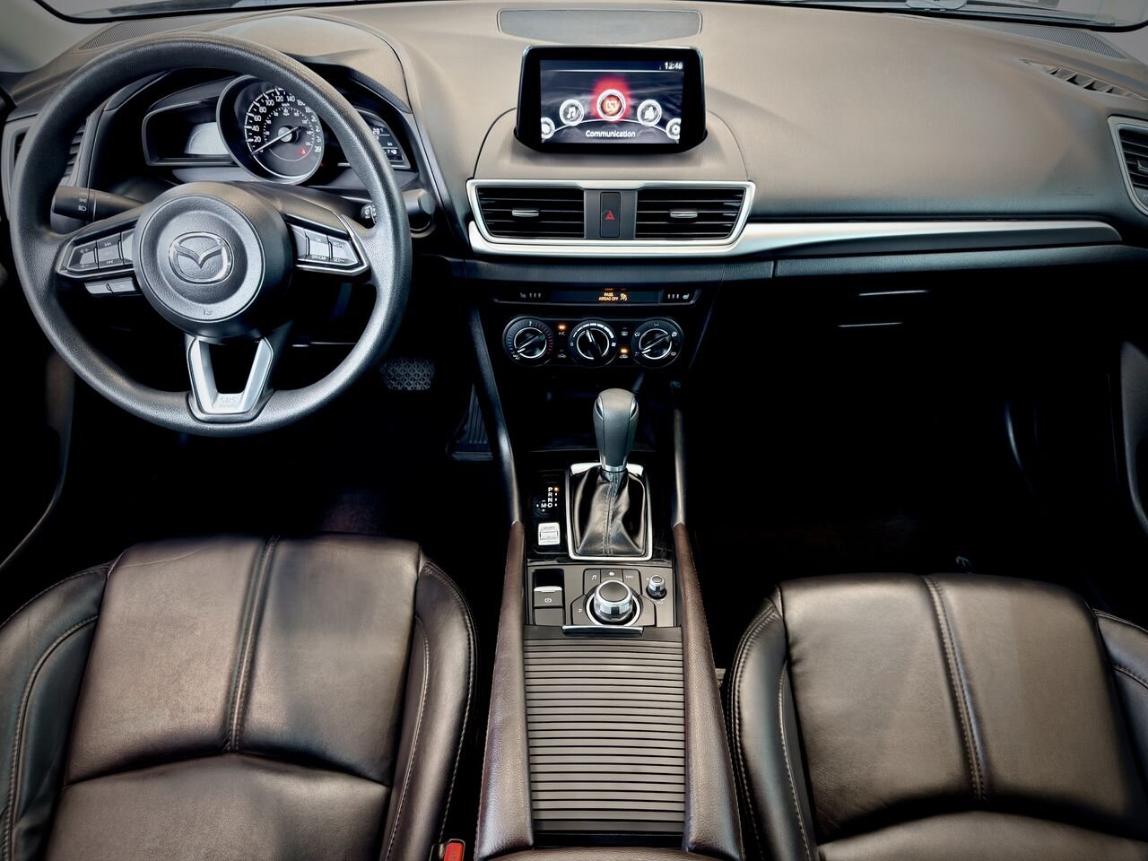Mazda Mazda3 2018 Gris Notre-Dame-des-Prairies - photo #17
