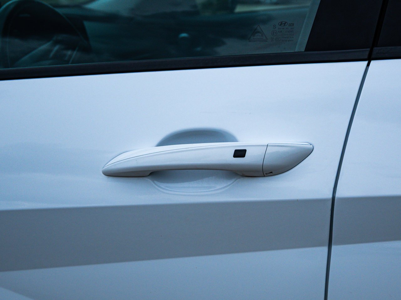 2022 Hyundai Elantra Preferred IVT White Sherwood Park - photo #7