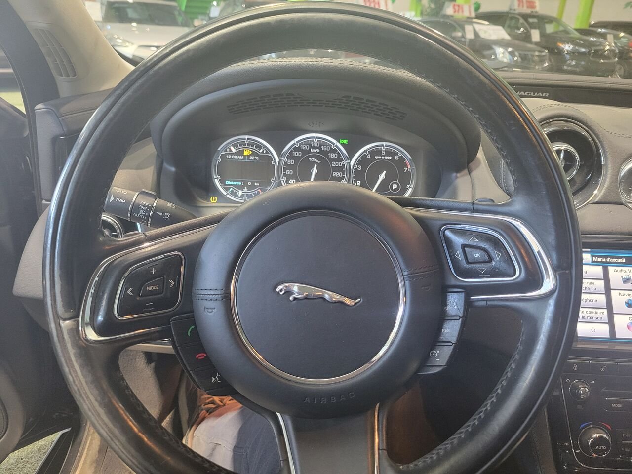 2014 Jaguar XJ Black  - photo #23