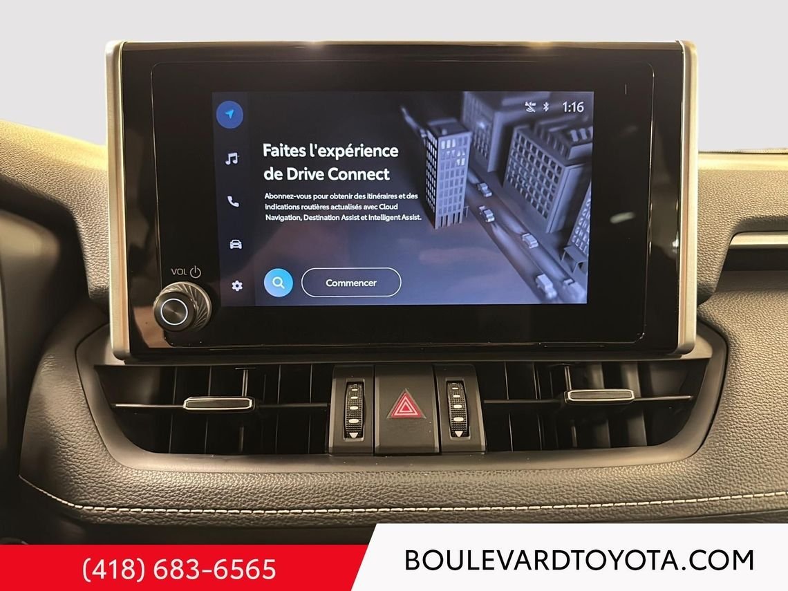 Toyota RAV4 99166A-80 | XLE HYBRIDE, AWD 2024 Rouge rubis nacré Québec - photo #15