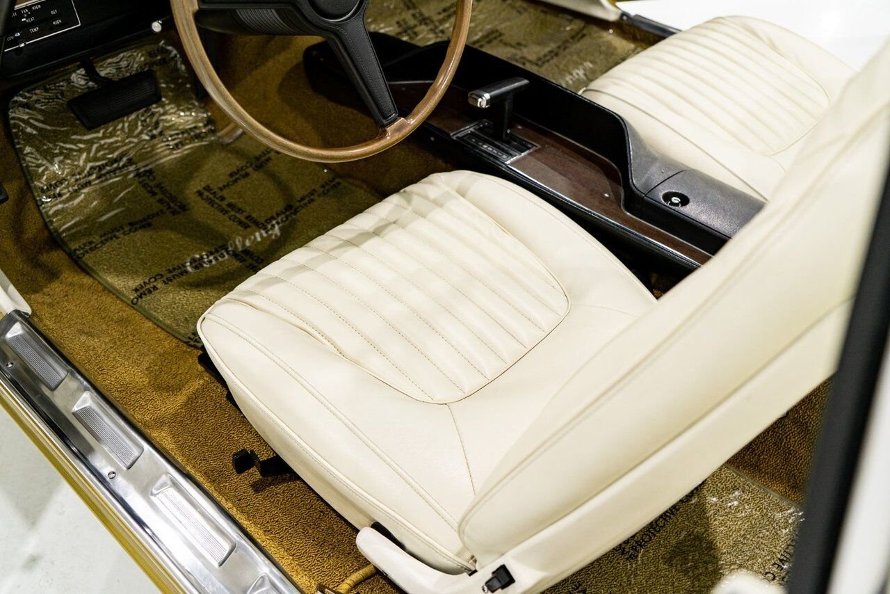 Dodge Challenger *PRIX EN USD* Convertible Fully restored to desirable specifications 1971 Or Montréal - photo #74