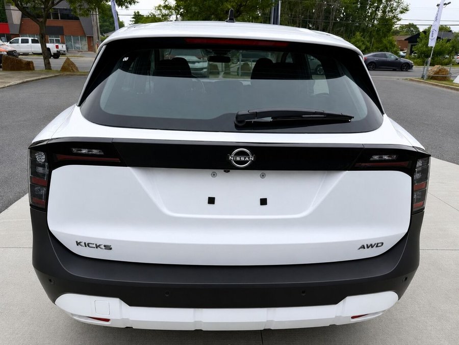 NISSAN Kicks 2026 2026 Bleu foncé nacré