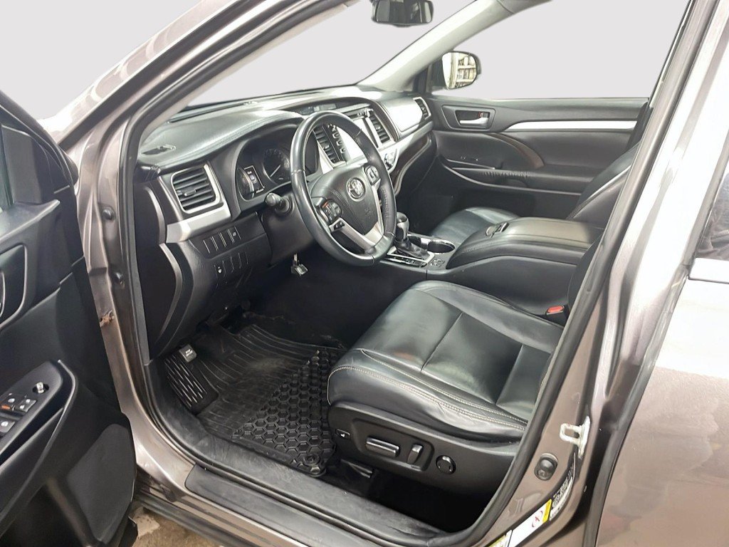 Toyota HIGHLANDER 2016 Brun Amos - photo #8