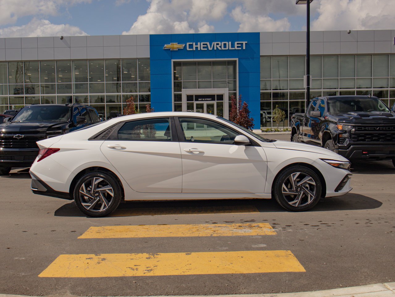 2026 Hyundai Elantra Preferred IVT White Sherwood Park - photo #11