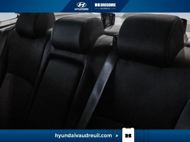 Honda Civic 2018 Blanc Laval - photo #18