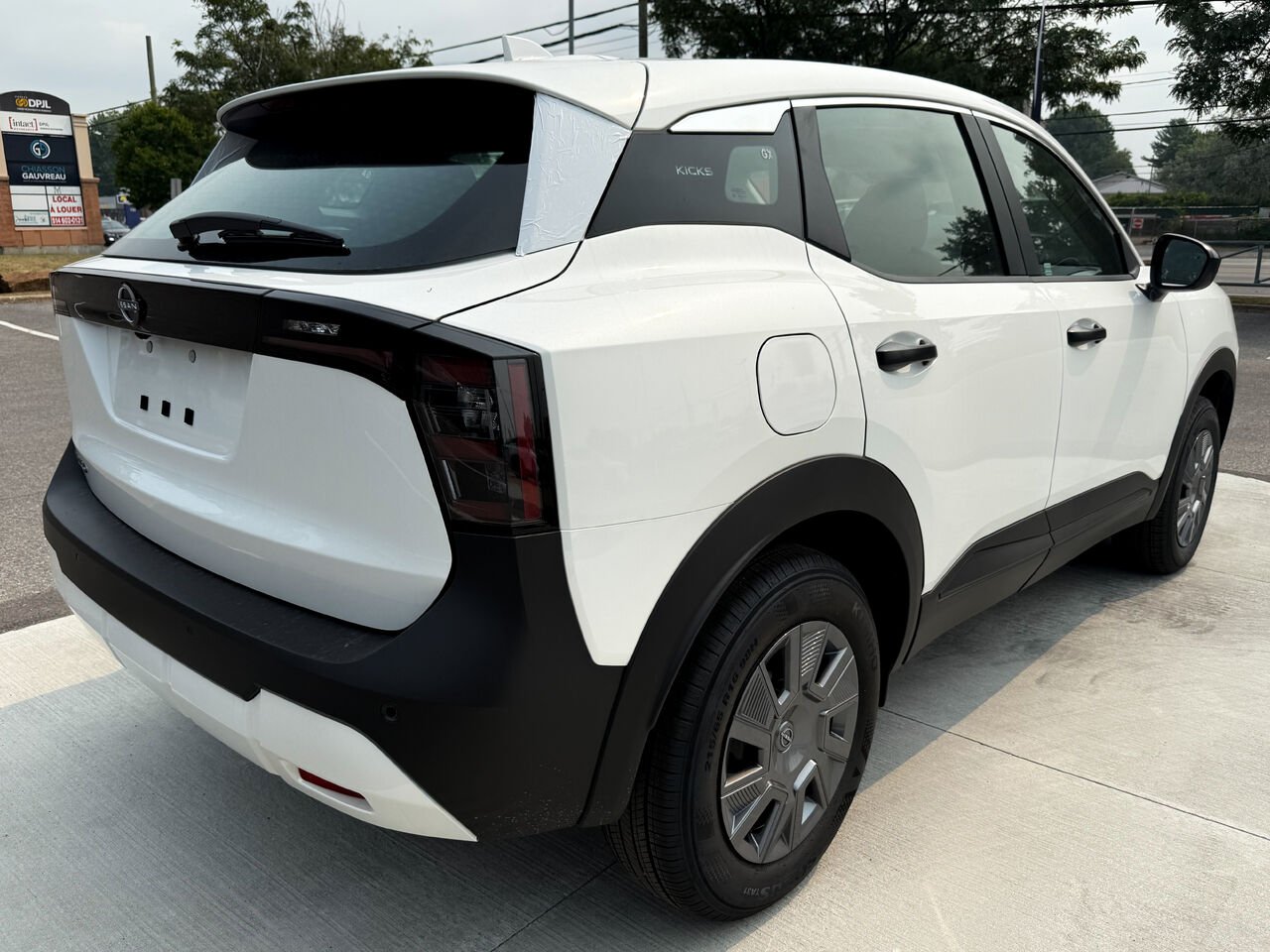 Nissan Kicks KICKS S FWD 2025 Blanc d'Aspen triple couche Châteauguay - photo #5