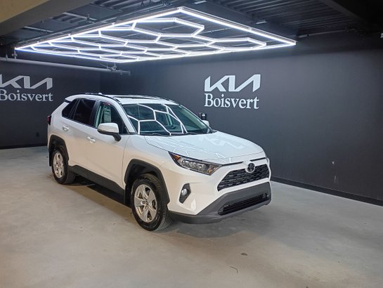 2021 Toyota RAV4 2021 White
