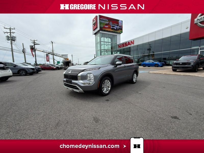 Mitsubishi Outlander CL7236 | LE * PHEV * AWD * Toit * Semi Cuir * Caméra * 2024 Gris Laval - photo #4