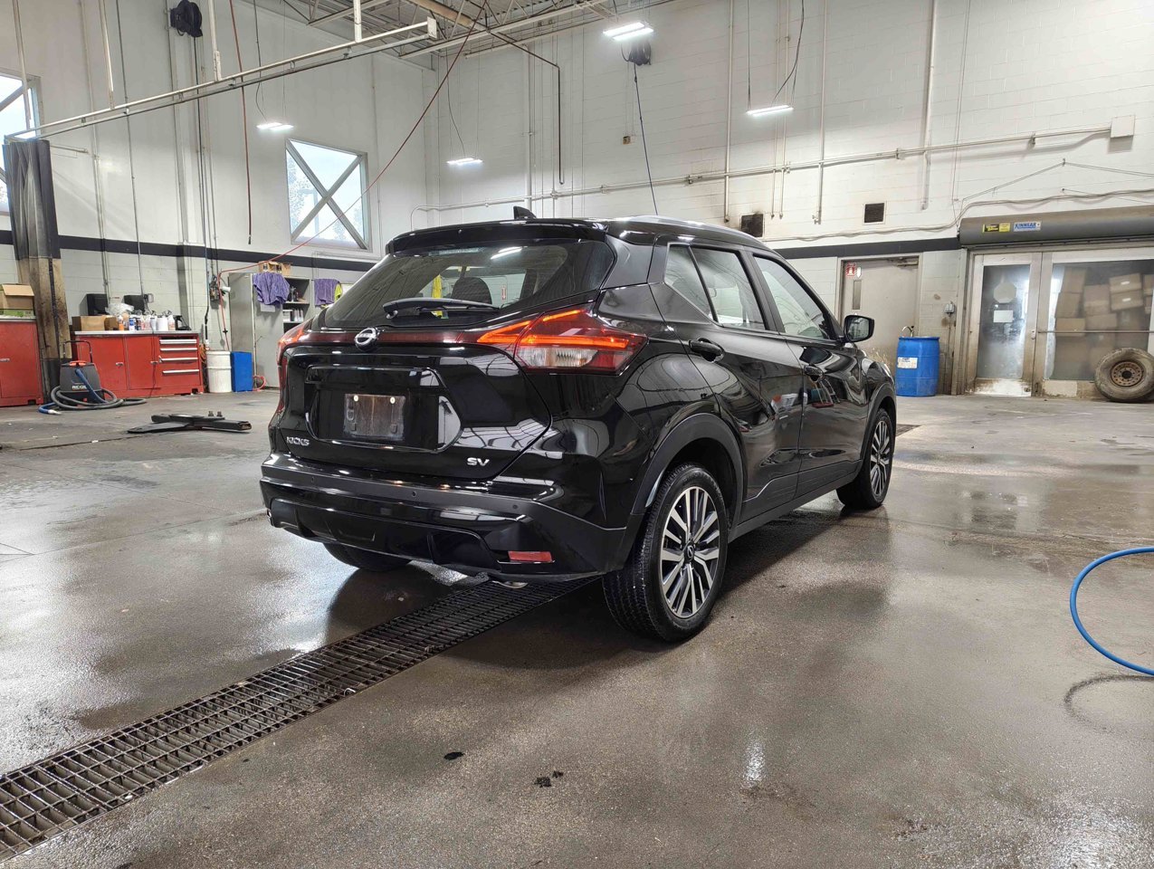 2024 Nissan Kicks SV FWD Black Sherwood Park - photo #5