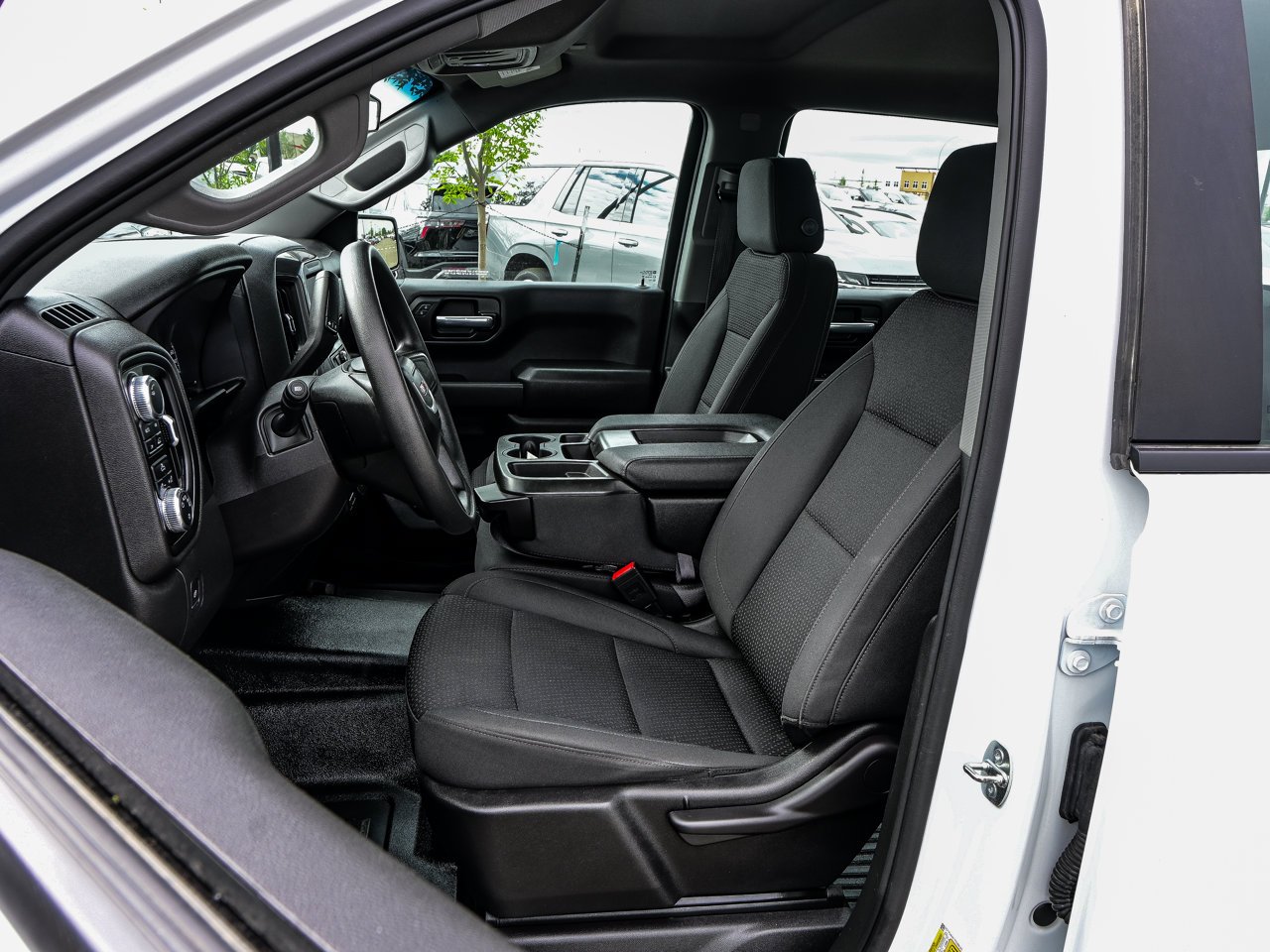 2023 GMC Sierra 1500 4WD Crew Cab 147 Pro White Sherwood Park - photo #15