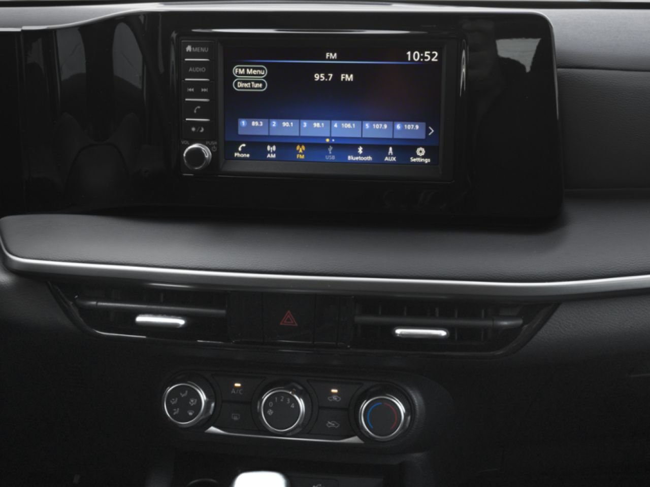 Nissan Kicks 2026 Bleu foncé nacré Saint-Basile-le-Grand - photo #4