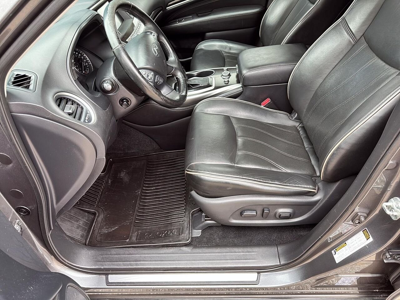 2019 INFINITI QX60 ESSENTIEL Grey Saint-Hyacinthe - photo #8