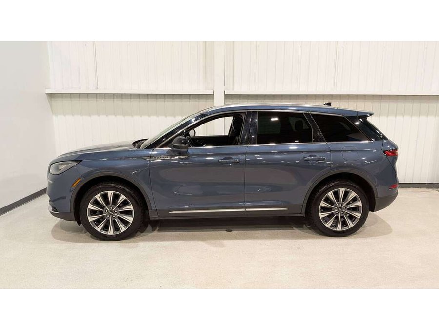 2022 Lincoln Corsair Blue