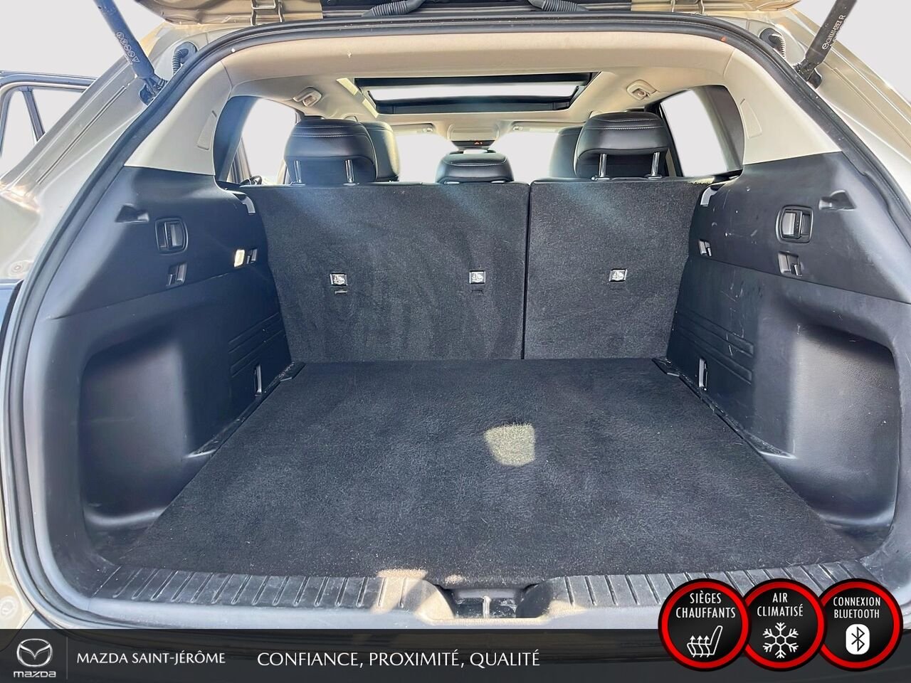 Mazda CX-50 GT avec moteur turbo | TOIT PANORAMIQUE | AWD | CUIR 2023 Beige Saint-Jérôme - photo #24