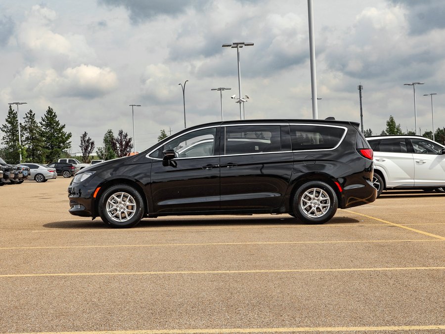 2025 Chrysler Grand Caravan