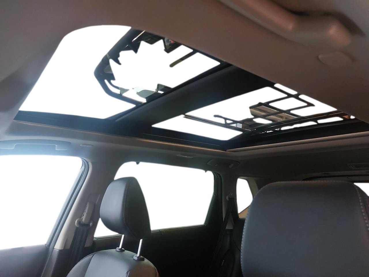 Nissan Rogue NIV JN8BT3DD6SW470598 2025 Beige Chicoutimi - photo #17