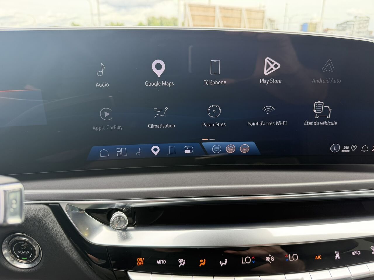 2024 Cadillac LYRIQ Tech AWD FINANCEMENT À PARTIR 0.99% Grey Laval - photo #24