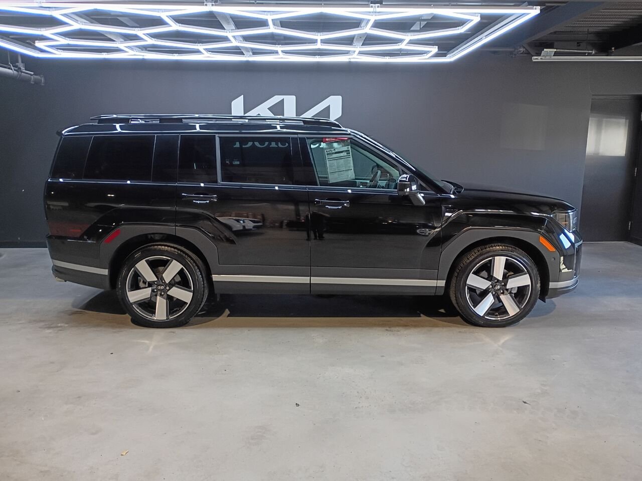 2025 Hyundai Santa Fe Black Blainville - photo #5