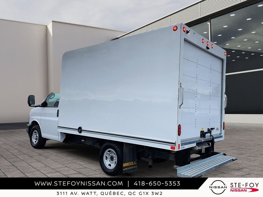 2024 Chevrolet Fourgonnette commerciale tronquée Express 2024 White